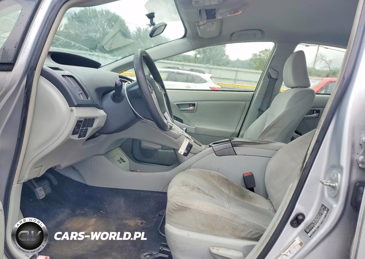 2014 Toyota Prius Two VIN:JTDKN3DU0E1815504 - 7