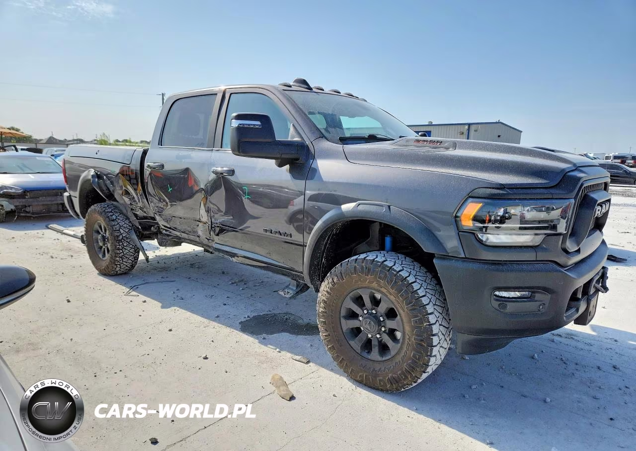 2024 Ram 2500 VIN:3C6TR5EJ1RG102845 - 4