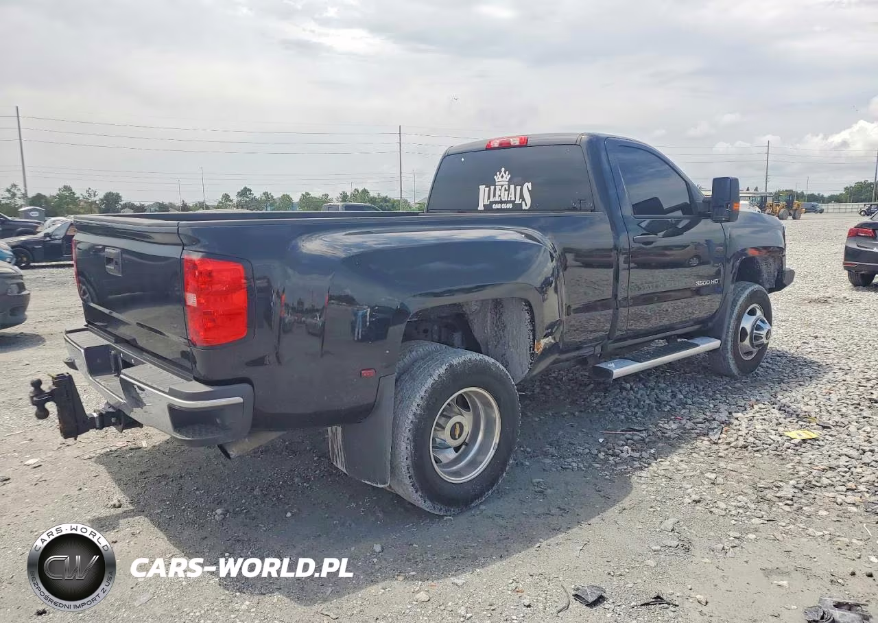 2017 Chevrolet Truck VIN:1GC3KYCG2HZ339400 - 3