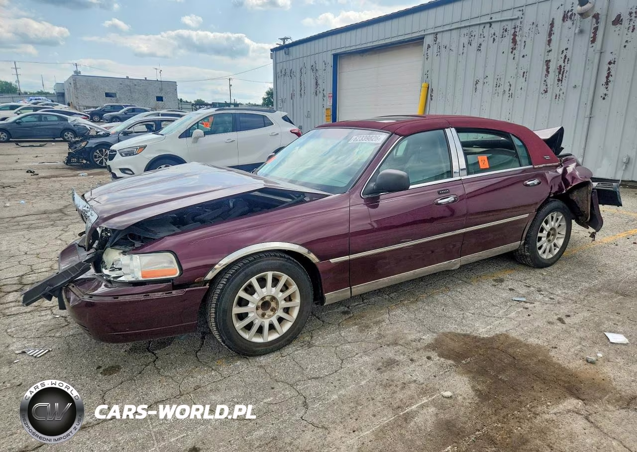 2006 Lincoln Town Car Signature Limited VIN:1LNHM82V76Y636435 - 1