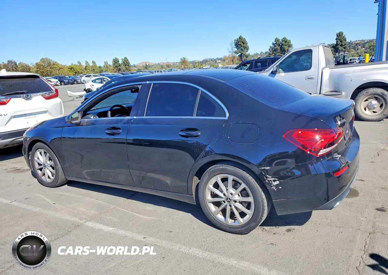 2020 Mercedes-Benz A 220 VIN:W1K3G4EB8LJ232053 - 2