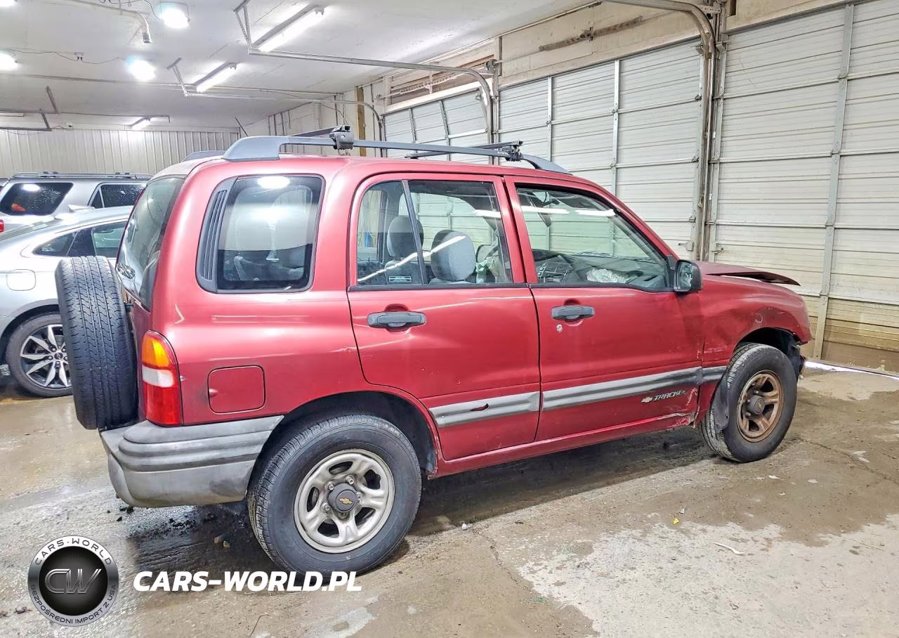 2000 Chevrolet Tracker VIN:2CNBE13C2Y6911631 - 3