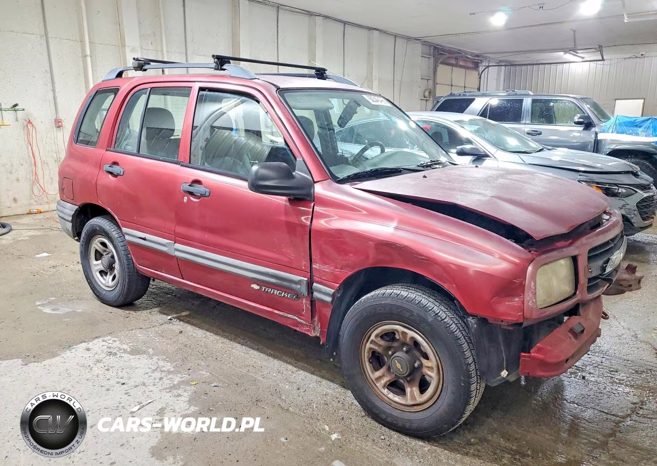 2000 Chevrolet Tracker VIN:2CNBE13C2Y6911631 - 4