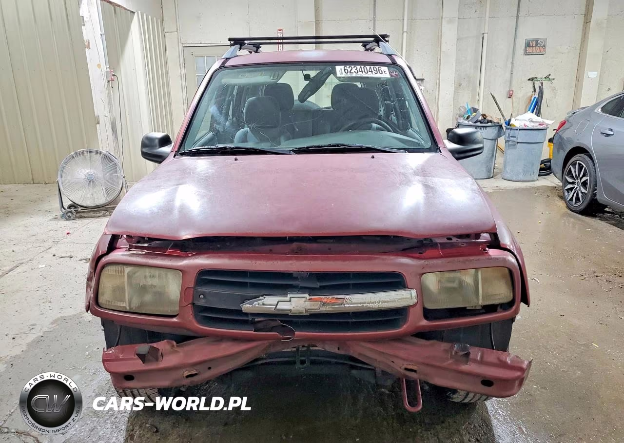 2000 Chevrolet Tracker VIN:2CNBE13C2Y6911631 - 5
