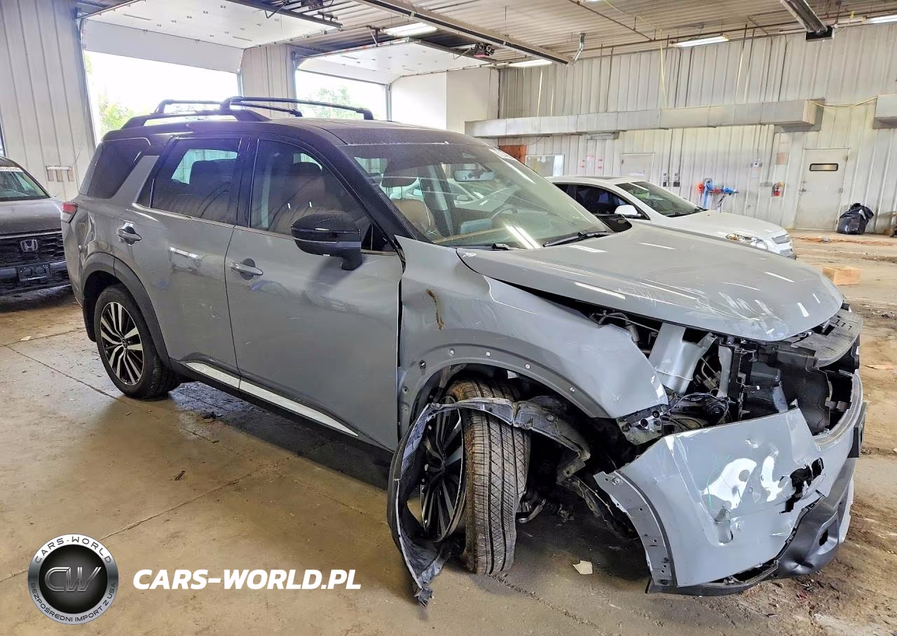 2025 Nissan Pathfinder Platinum VIN:5N1DR3DJ6SC269905 - 4