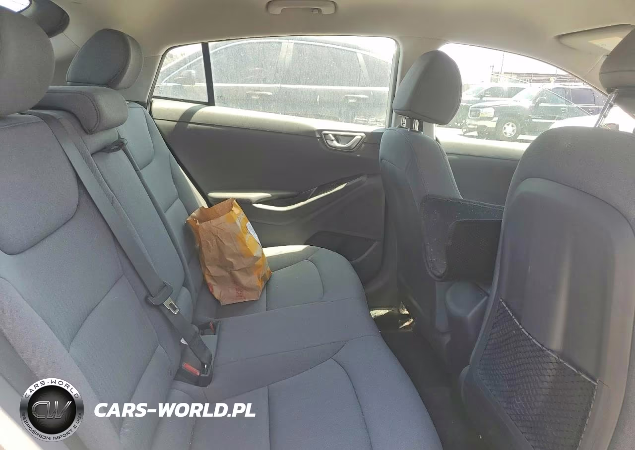 2022 Hyundai Ioniq Se VIN:KMHC75LC3NU272999 - 10