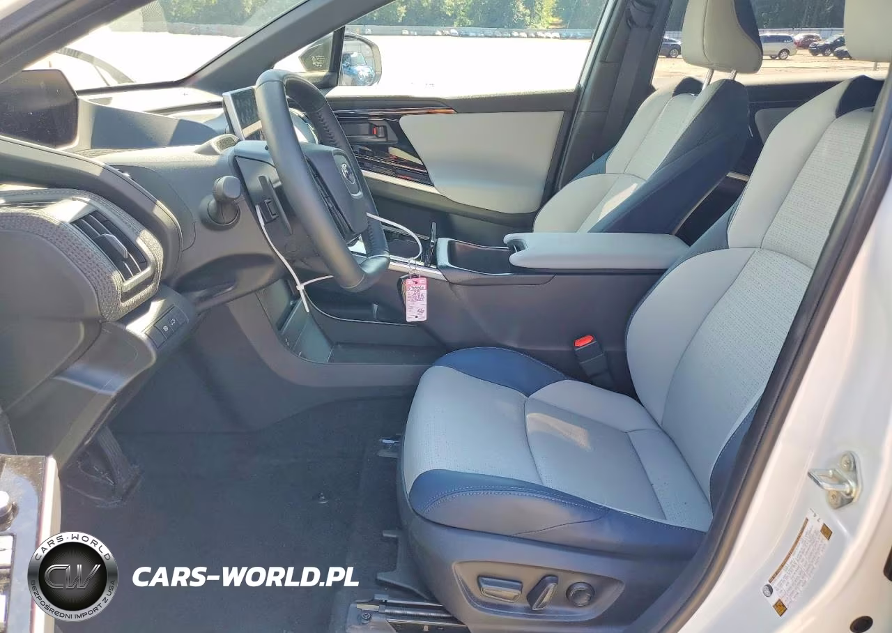 2025 Subaru Solterra Premium VIN:JTMABABA0SA098616 - 7