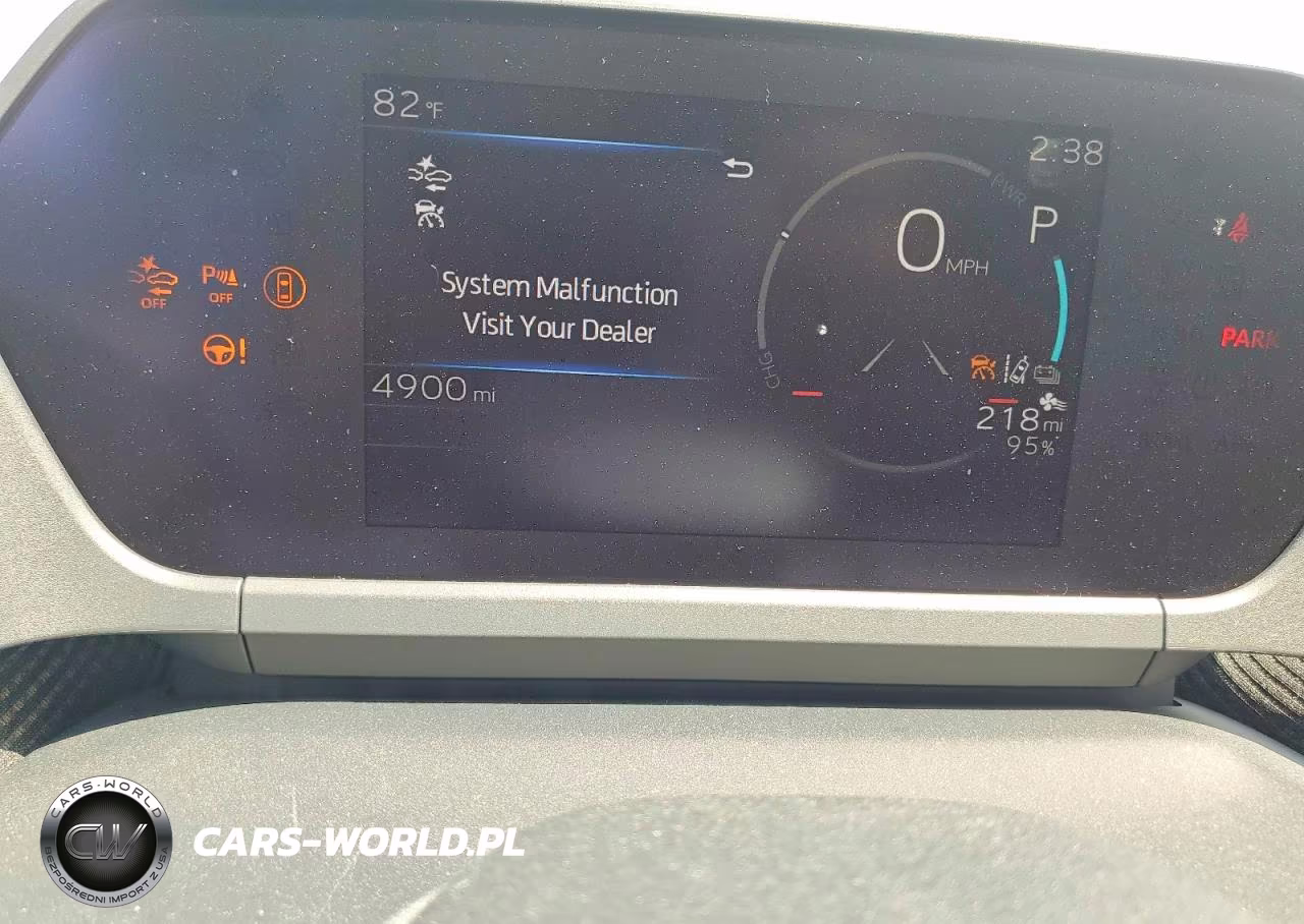 2025 Subaru Solterra Premium VIN:JTMABABA0SA098616 - 9