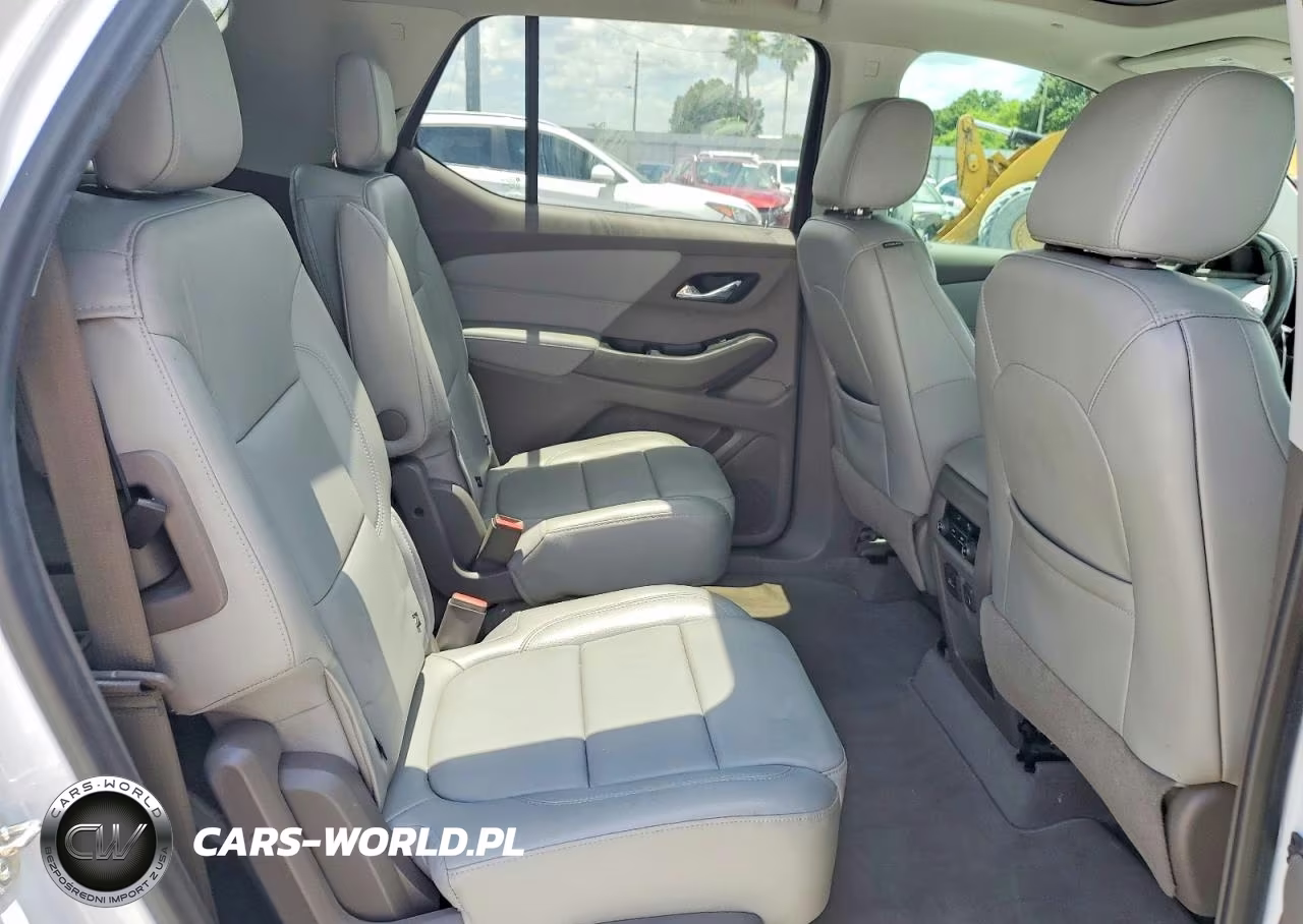 2018 Chevrolet Traverse Lt VIN:1GNERHKW9JJ276112 - 11