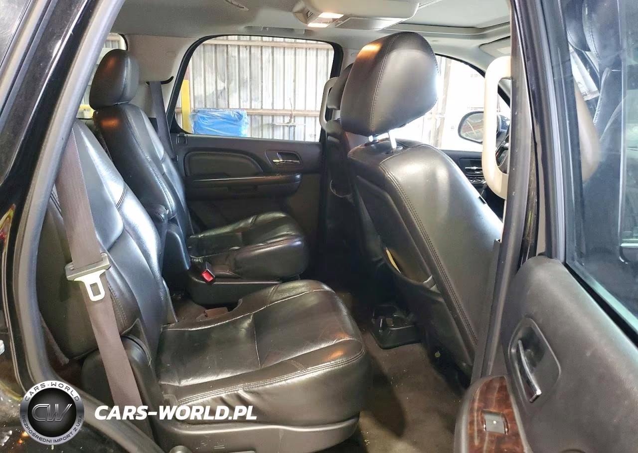 2011 GMC Yukon Denali VIN:1GKS2EEF5BR205765 - 10