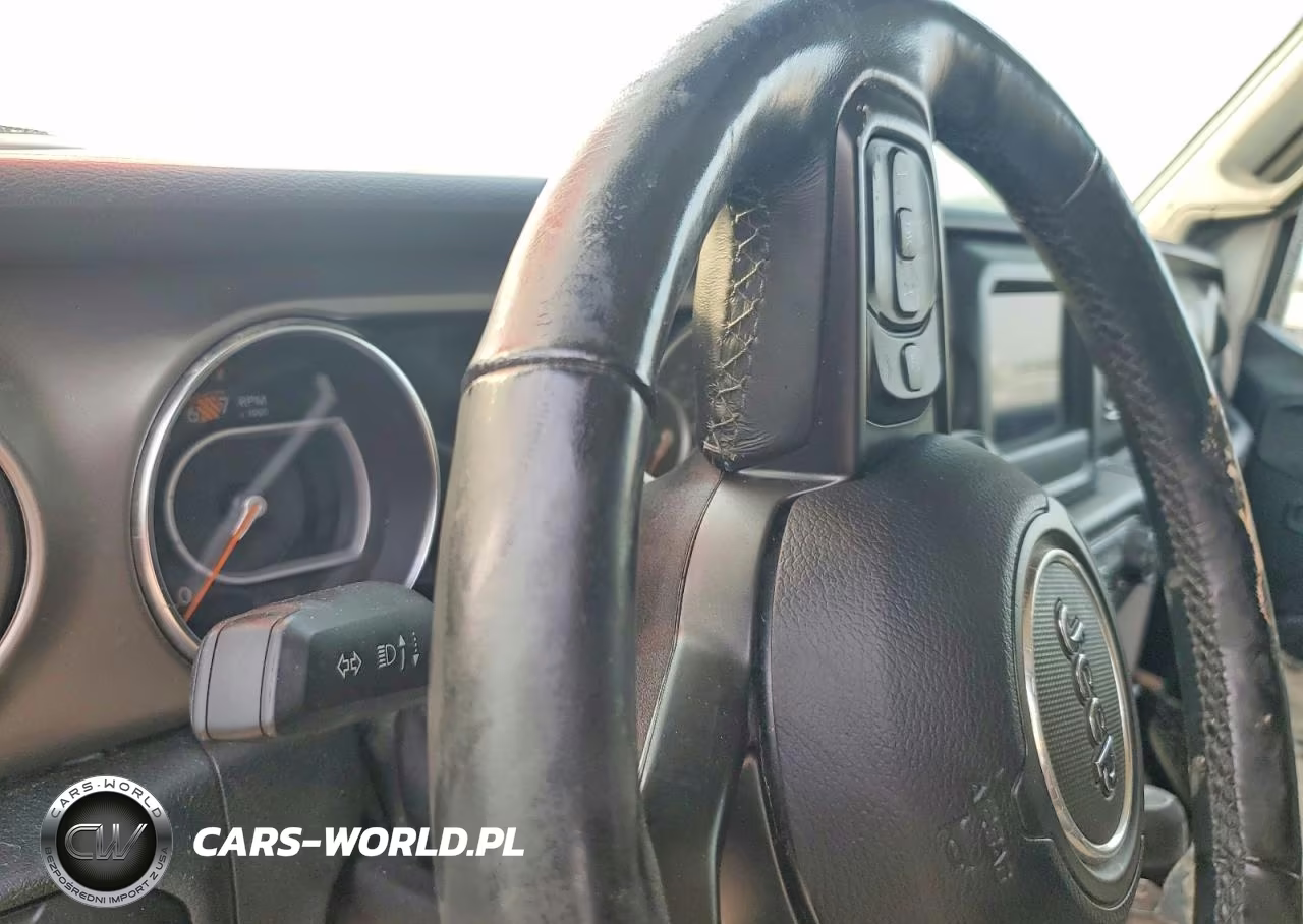 2021 Jeep Wrangler Unlimited Sport VIN:1C4HJXDN9MW604759 - 9