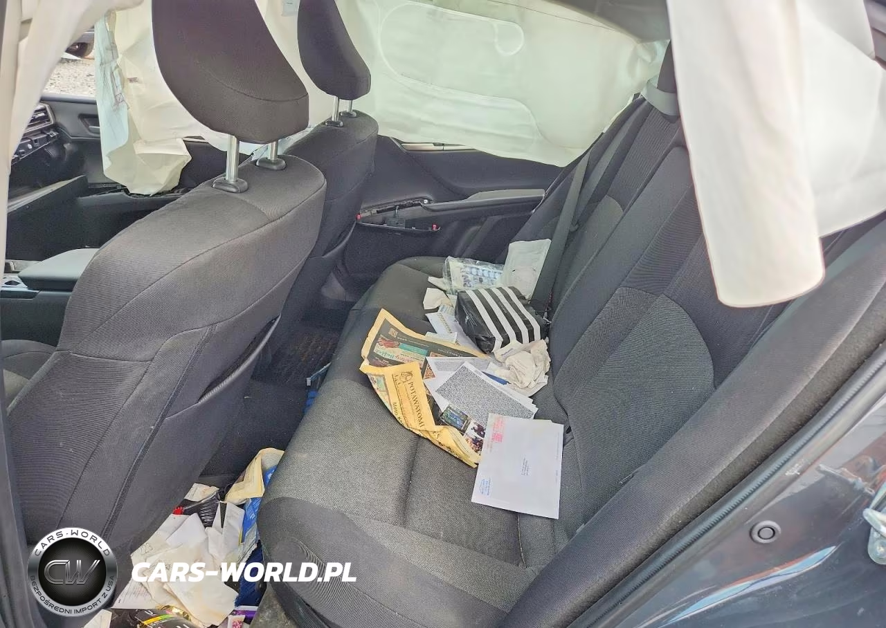 2025 Toyota Camry Le VIN:4T1DAACK5SU590558 - 10