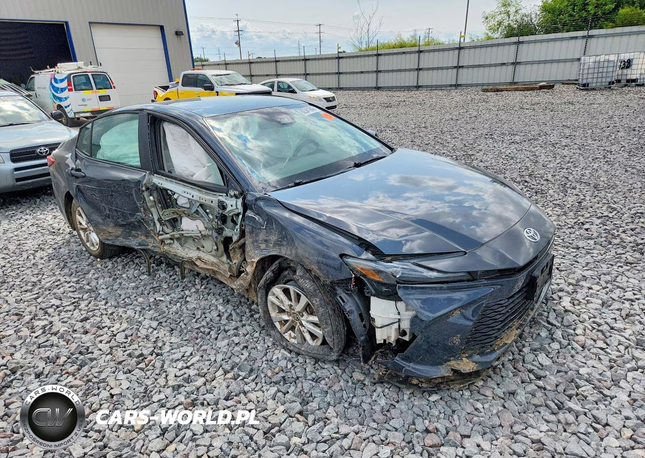 2025 Toyota Camry Le VIN:4T1DAACK5SU590558 - 4