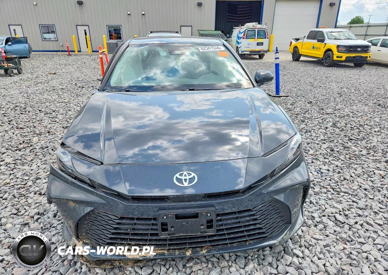 2025 Toyota Camry Le VIN:4T1DAACK5SU590558 - 5