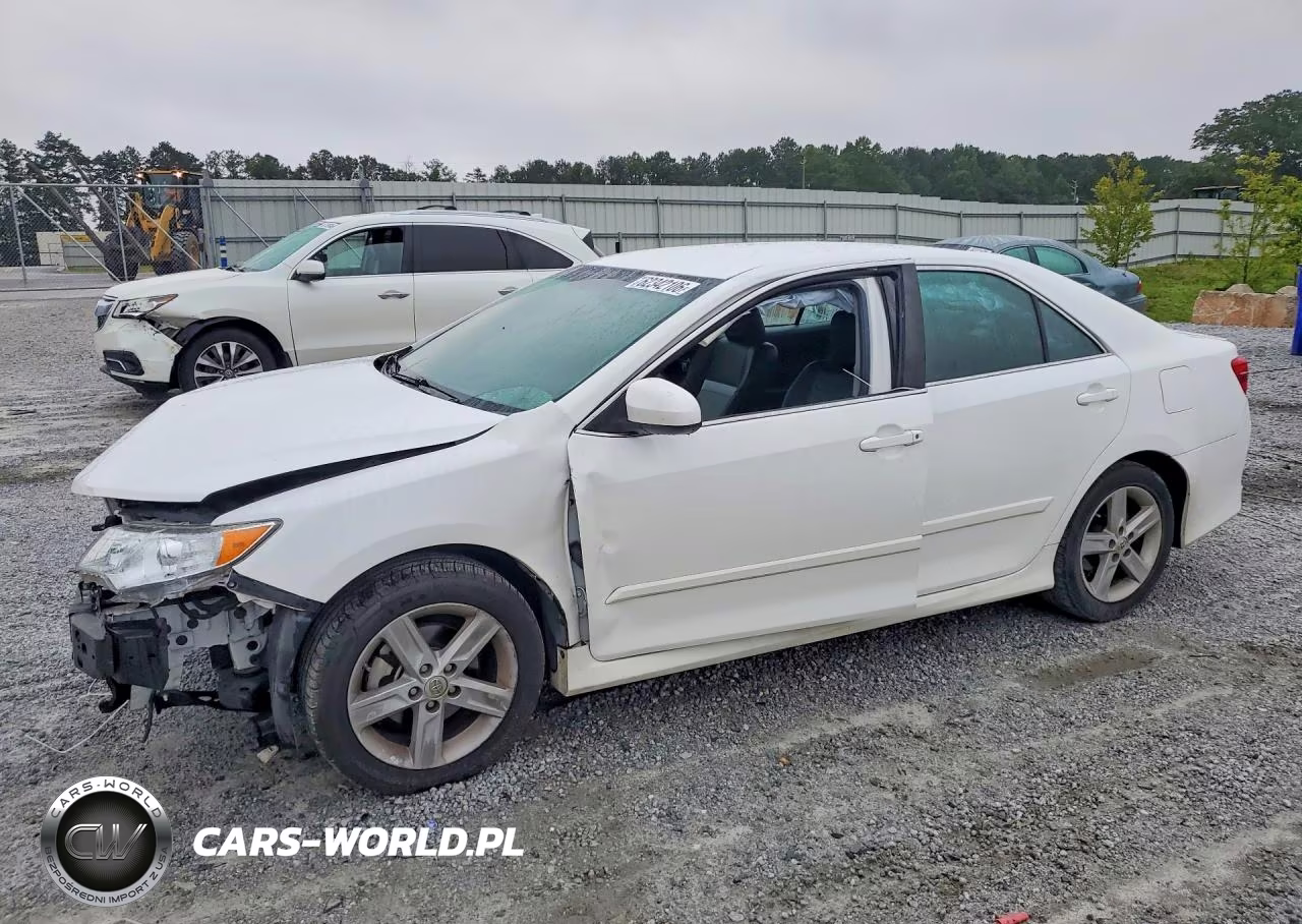 2014 Toyota Camry Se – zdjęcie 1 z 12