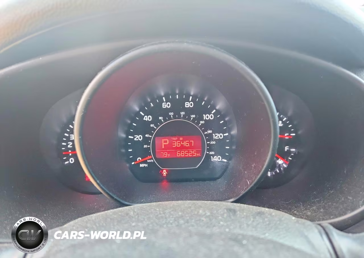 2016 Kia Soul Base VIN:KNDJN2A21G7858547 - 9