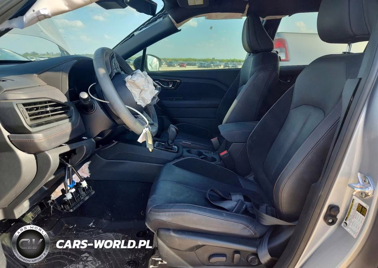 2025 Subaru Forester Touring VIN:JF2SLDTCXSH462858 - 7