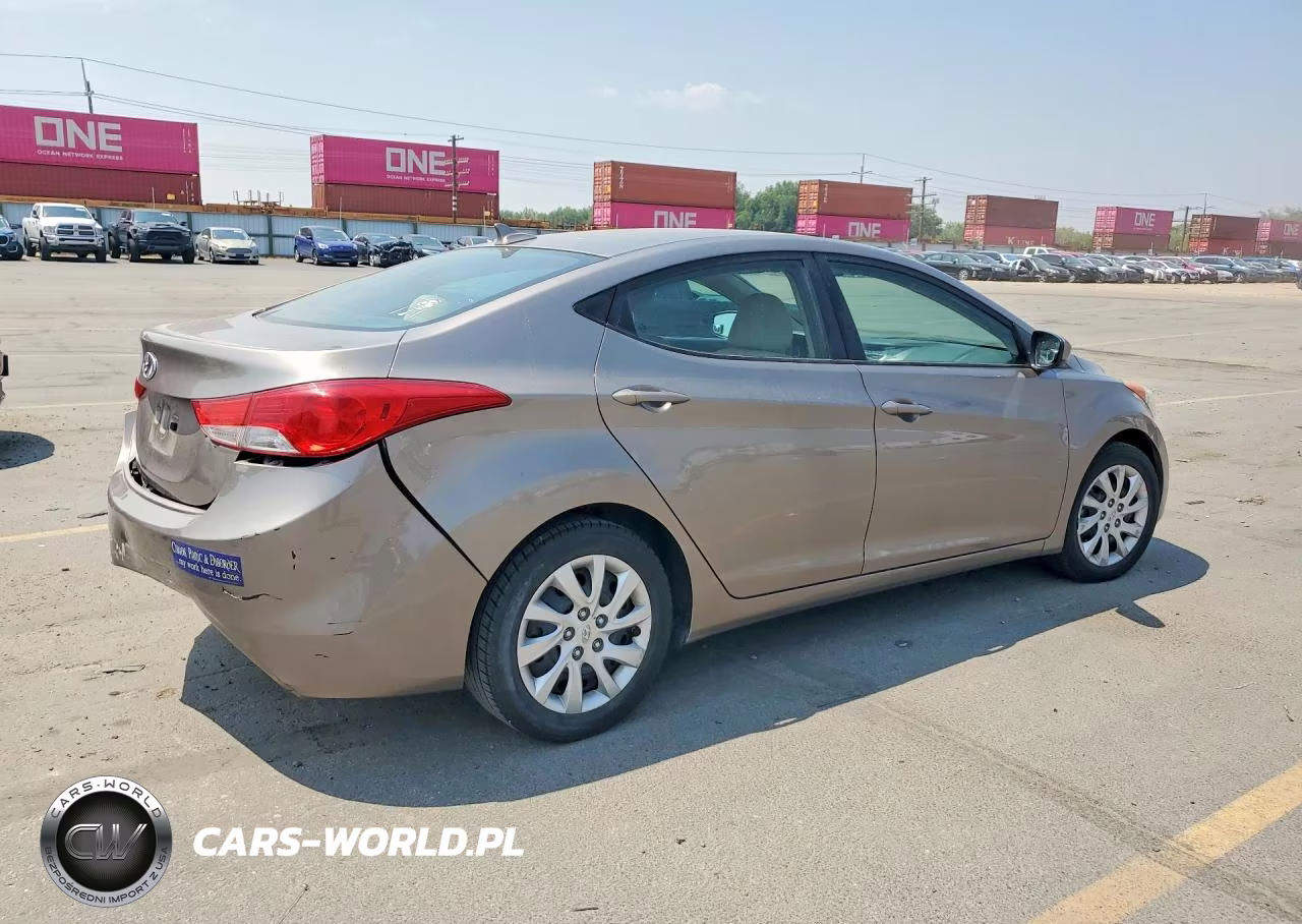 2011 Hyundai Elantra Gls VIN:5NPDH4AE4BH038140 - 3