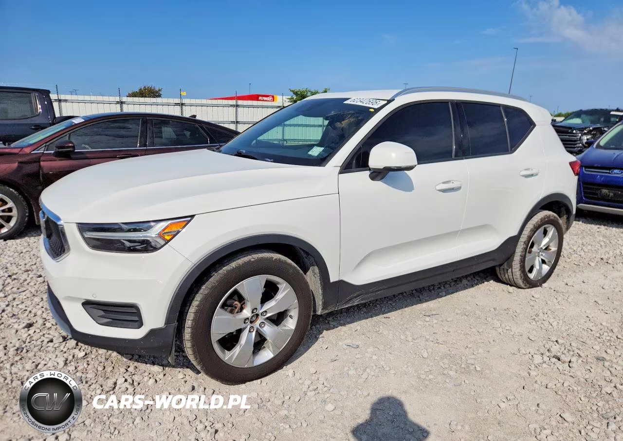 2020 Volvo Xc40 T4 Momentum