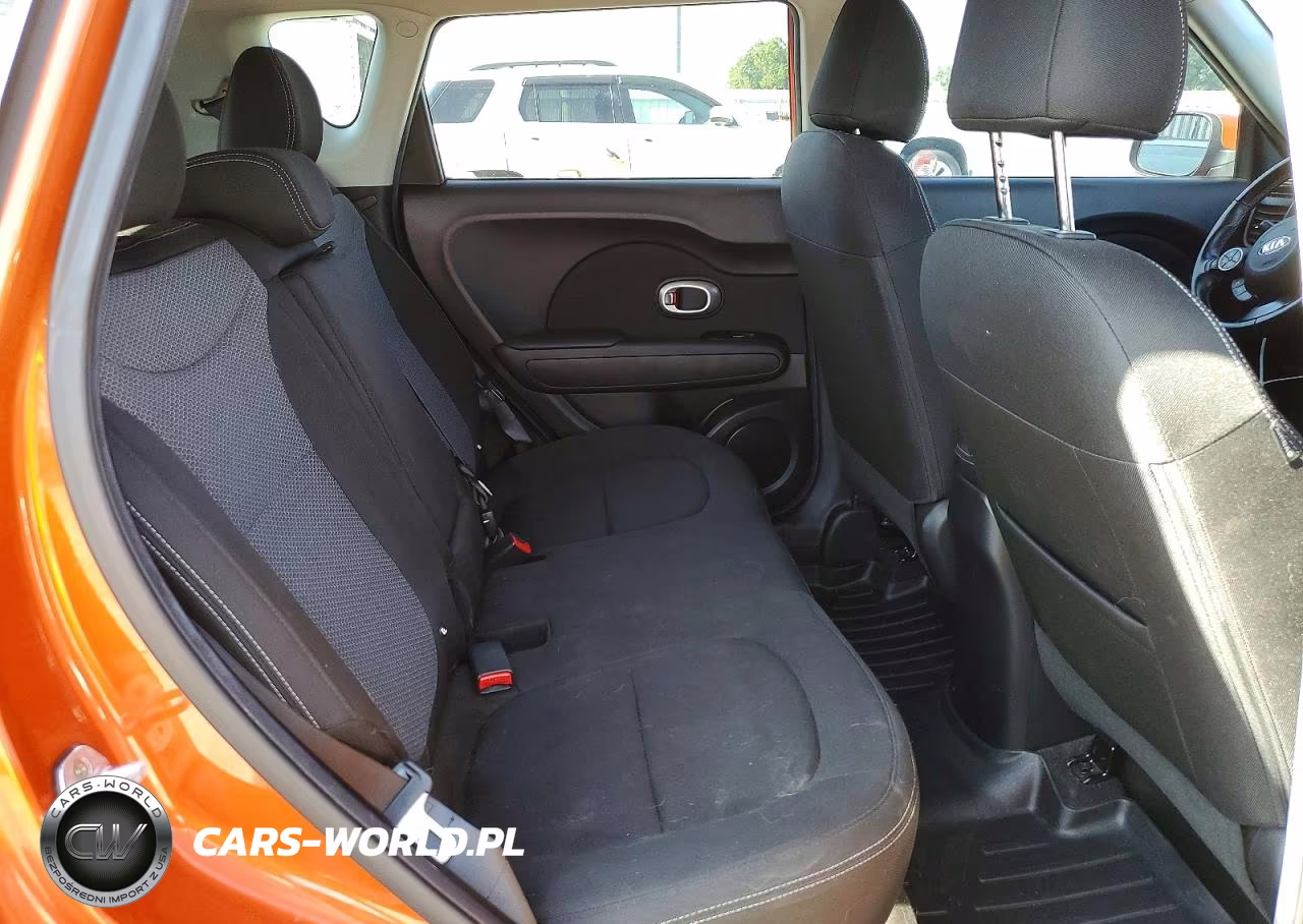 2018 Kia Soul + VIN:KNDJP3A57J7584031 - 11