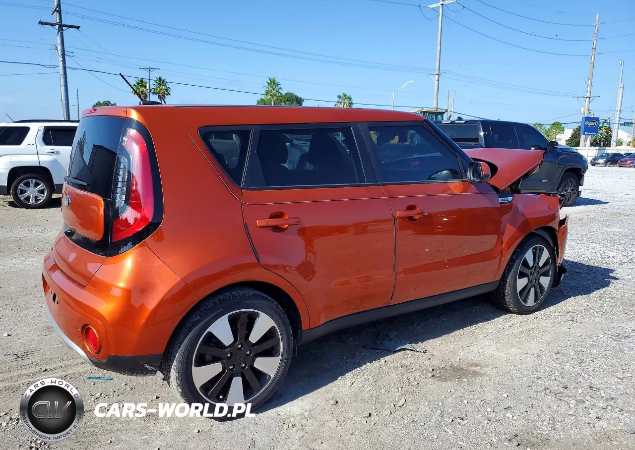 2018 Kia Soul + VIN:KNDJP3A57J7584031 - 3