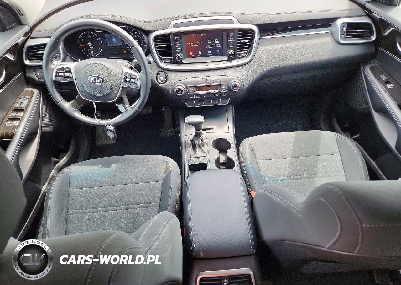 2020 Kia Sorento S VIN:5XYPGDA50LG696207 - 8