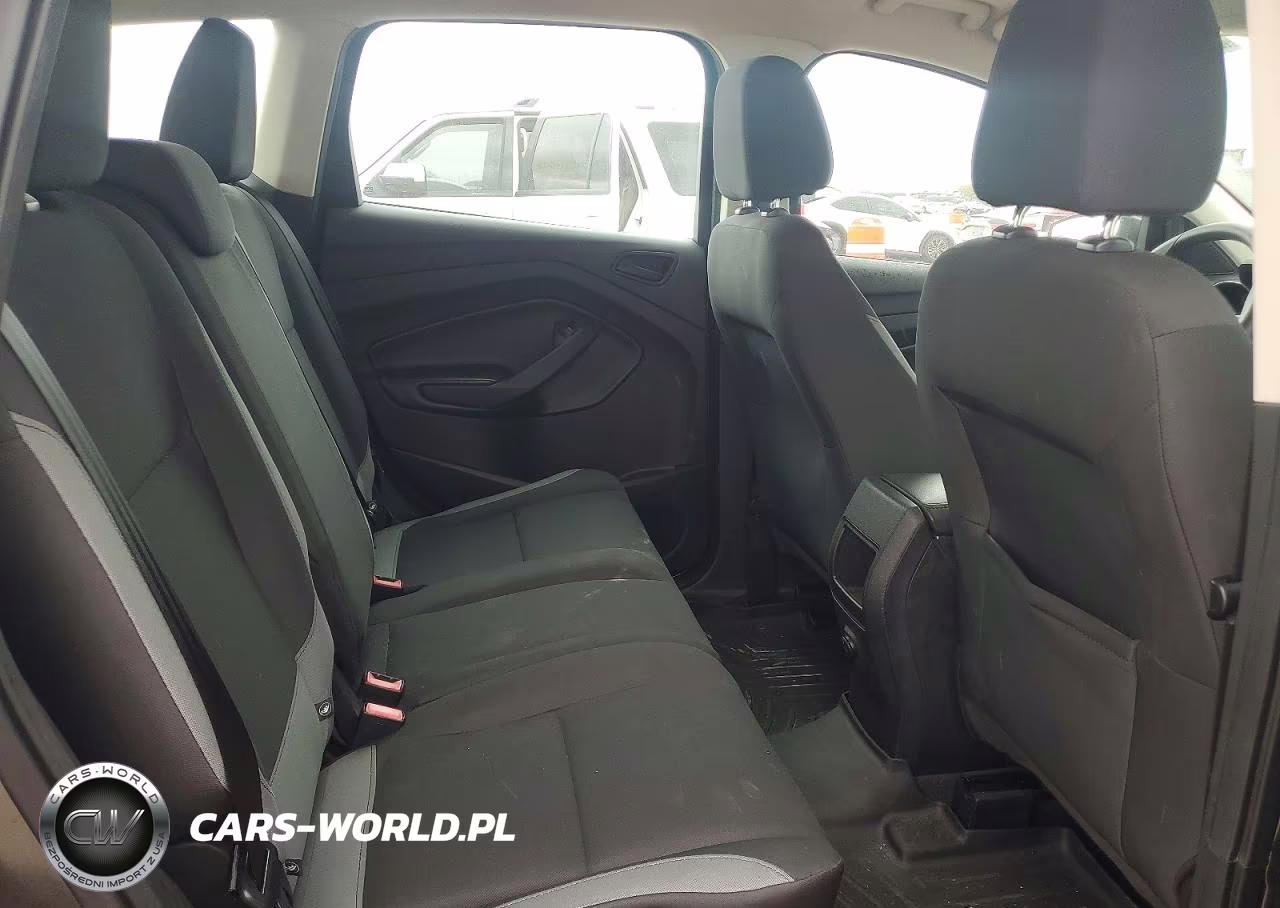 2016 Ford Escape S VIN:1FMCU0F73GUB04003 - 10