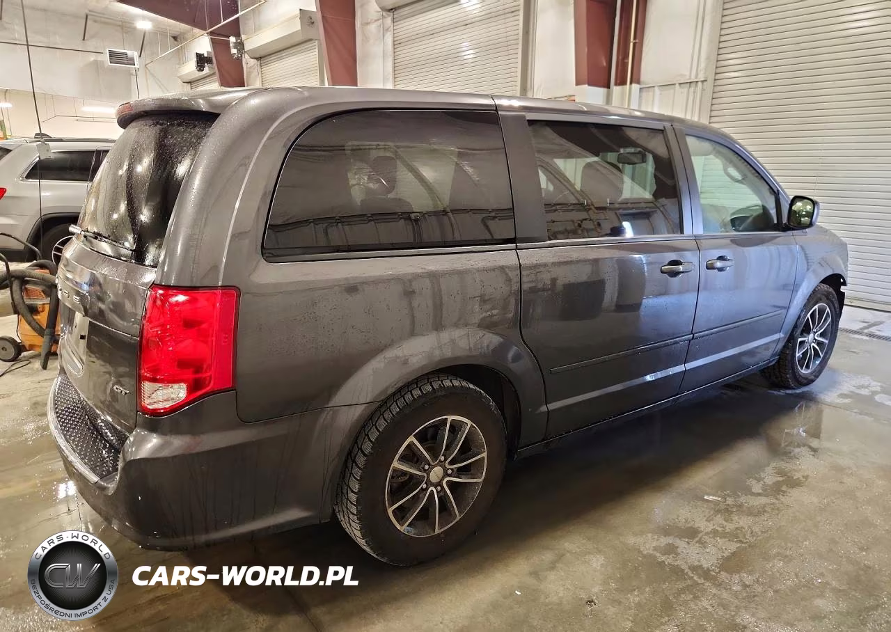 2017 Dodge Grand Caravan Gt VIN:2C4RDGEG8HR663361 - 3