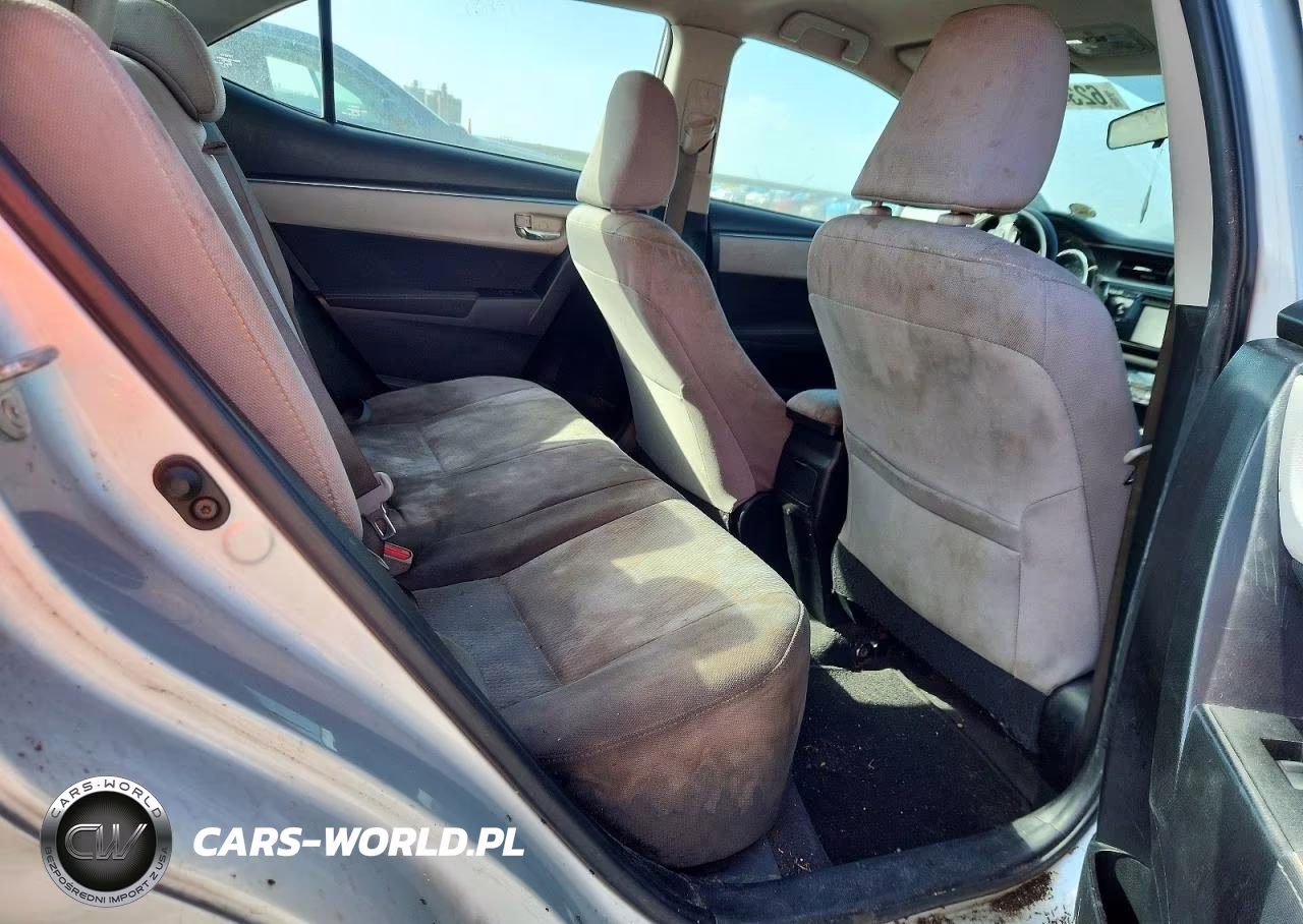 2016 Toyota Corolla Le VIN:5YFBURHE2GP546039 - 10