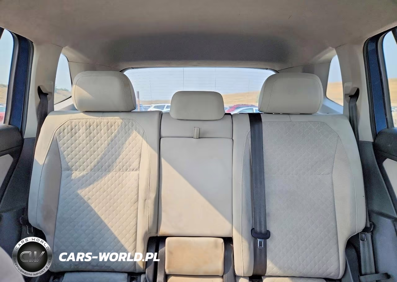 2020 Volkswagen Tiguan S VIN:3VV0B7AX2LM110887 - 10