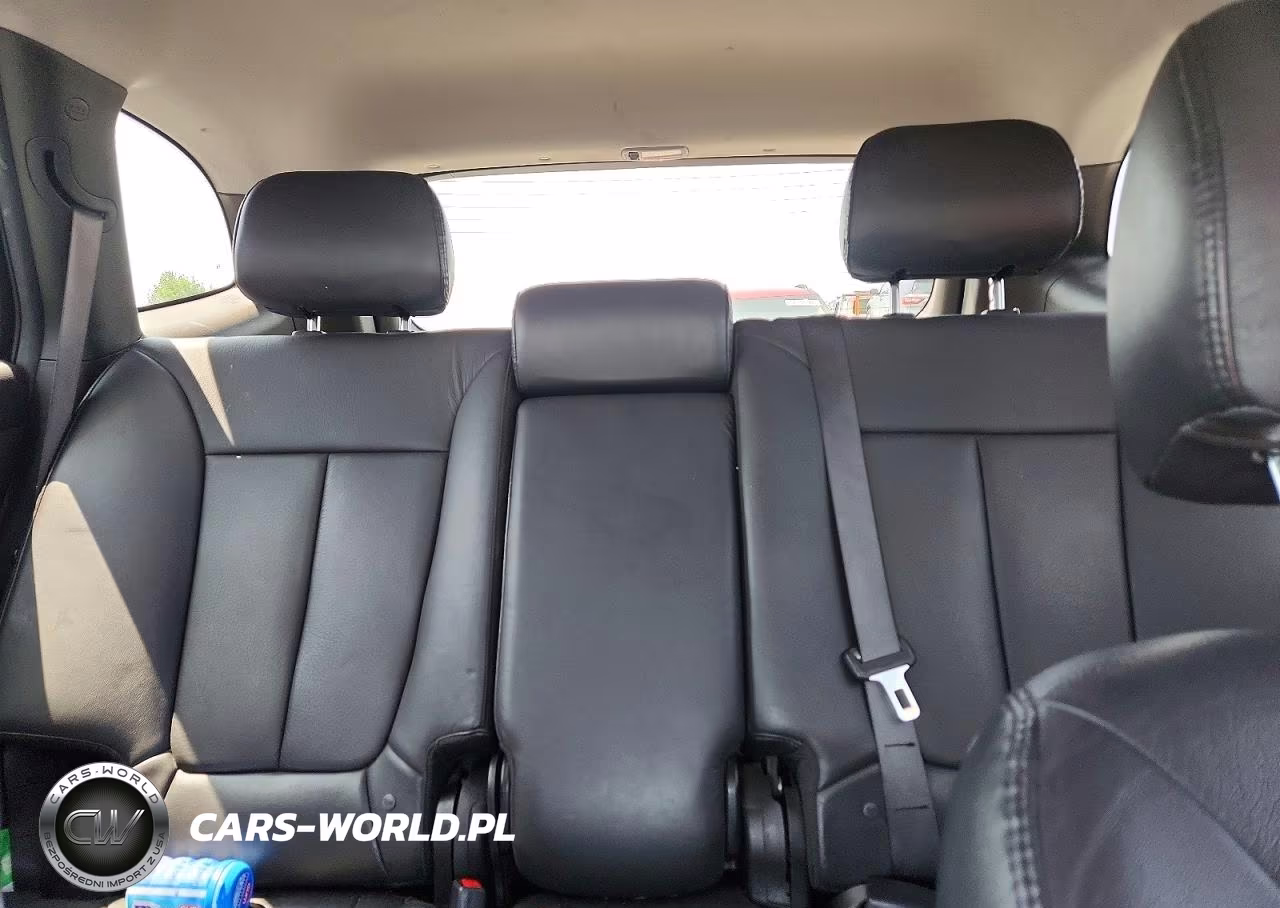 2011 Hyundai Santa Fe Limited VIN:5XYZKDAG3BG048044 - 10