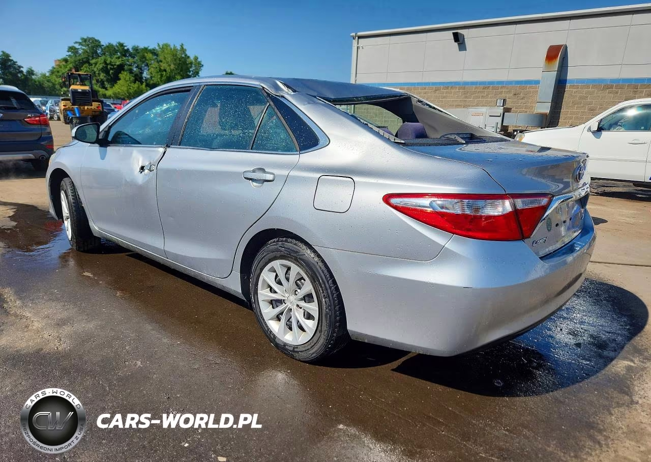 2015 Toyota Camry Le VIN:4T1BF1FK4FU876878 - 2
