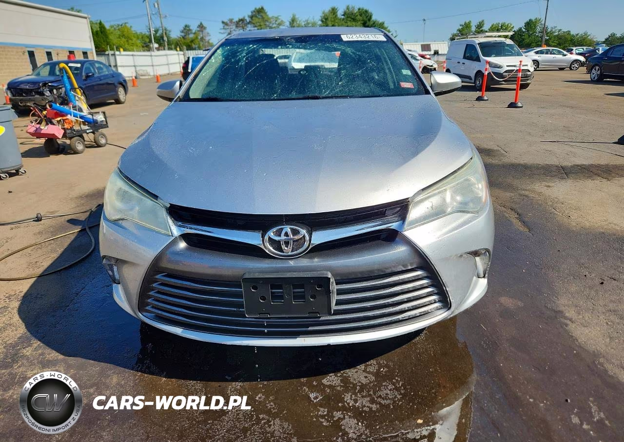 2015 Toyota Camry Le VIN:4T1BF1FK4FU876878 - 5