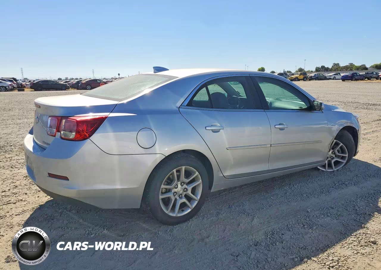 2015 Chevrolet Malibu 1Lt VIN:1G11C5SL7FF352703 - 3