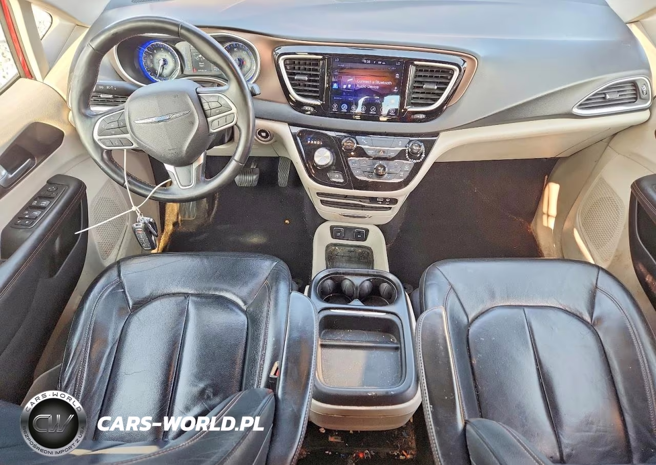 2017 Chrysler Pacifica Touring L VIN:2C4RC1BG4HR509265 - 8