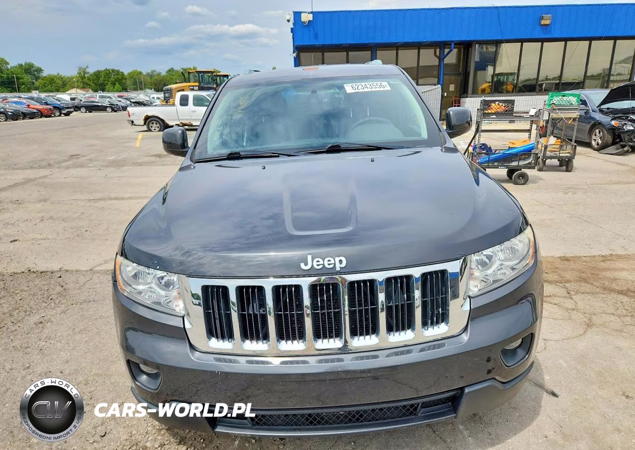 2011 Jeep Grand Cherokee Laredo VIN:1J4RR4GG5BC587685 - 5
