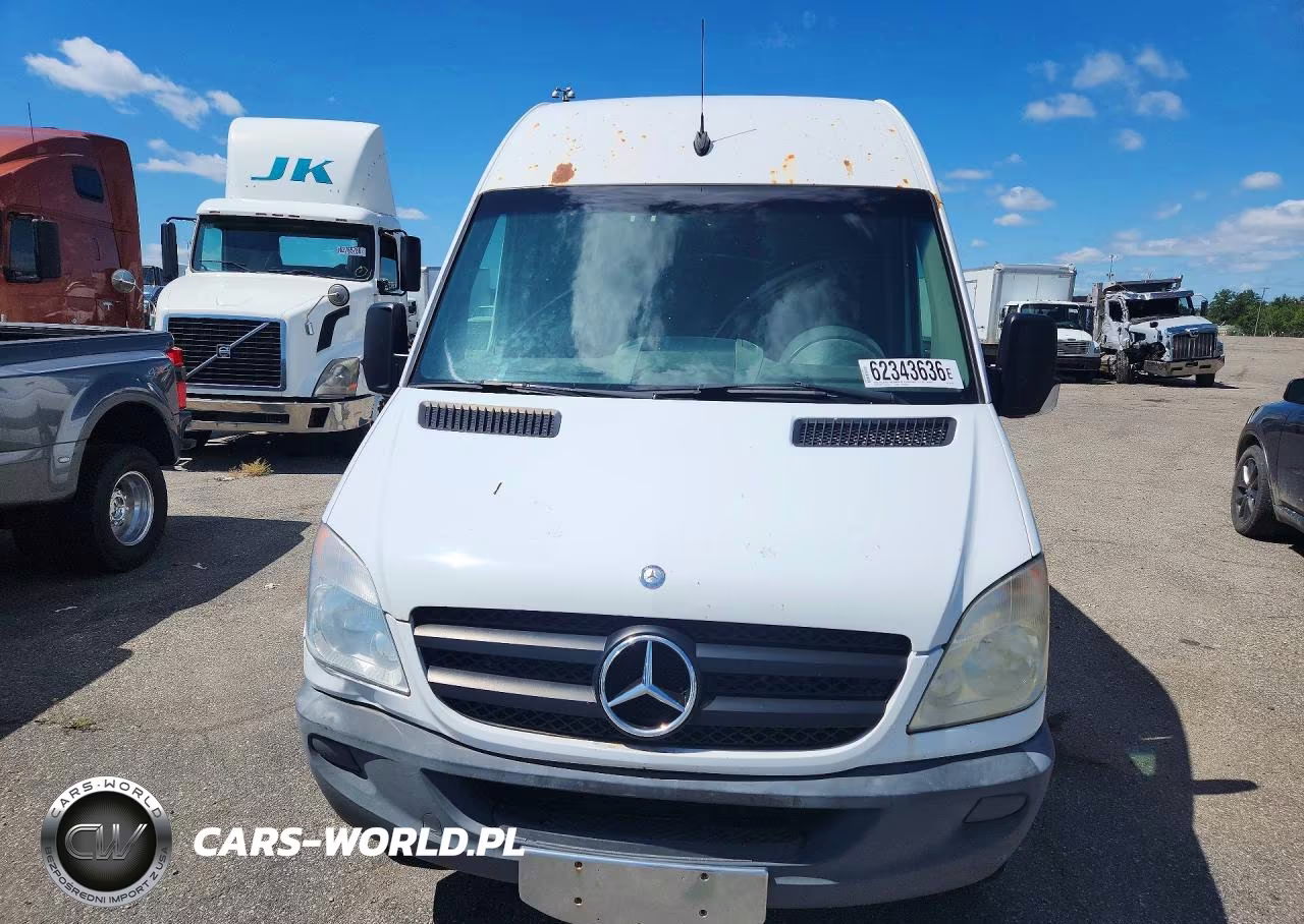 2012 Mercedes-Benz Sprinter 2500 Delivery Van VIN:WD3PE8CC1C5671358 - 5