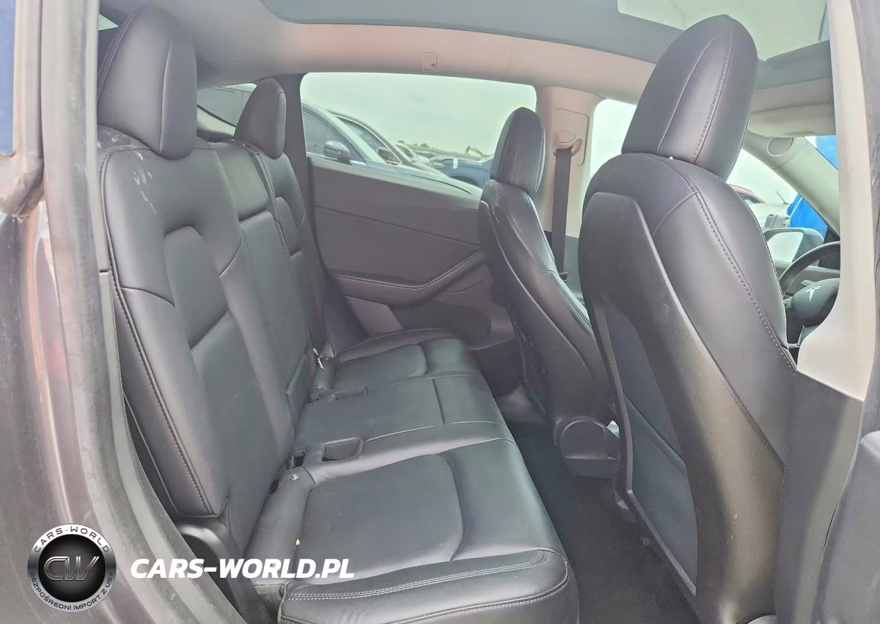 2020 Tesla Model Y VIN:5YJYGDEE0LF015078 - 11