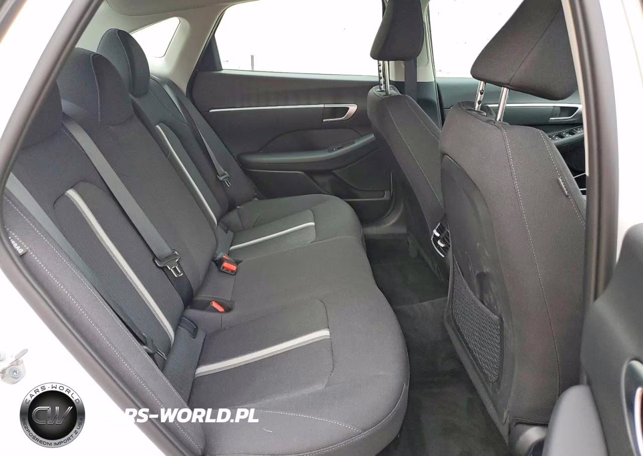 2026 Hyundai Sonata Hybrid Blue VIN:KMHL24JJ6TA160884 - 10