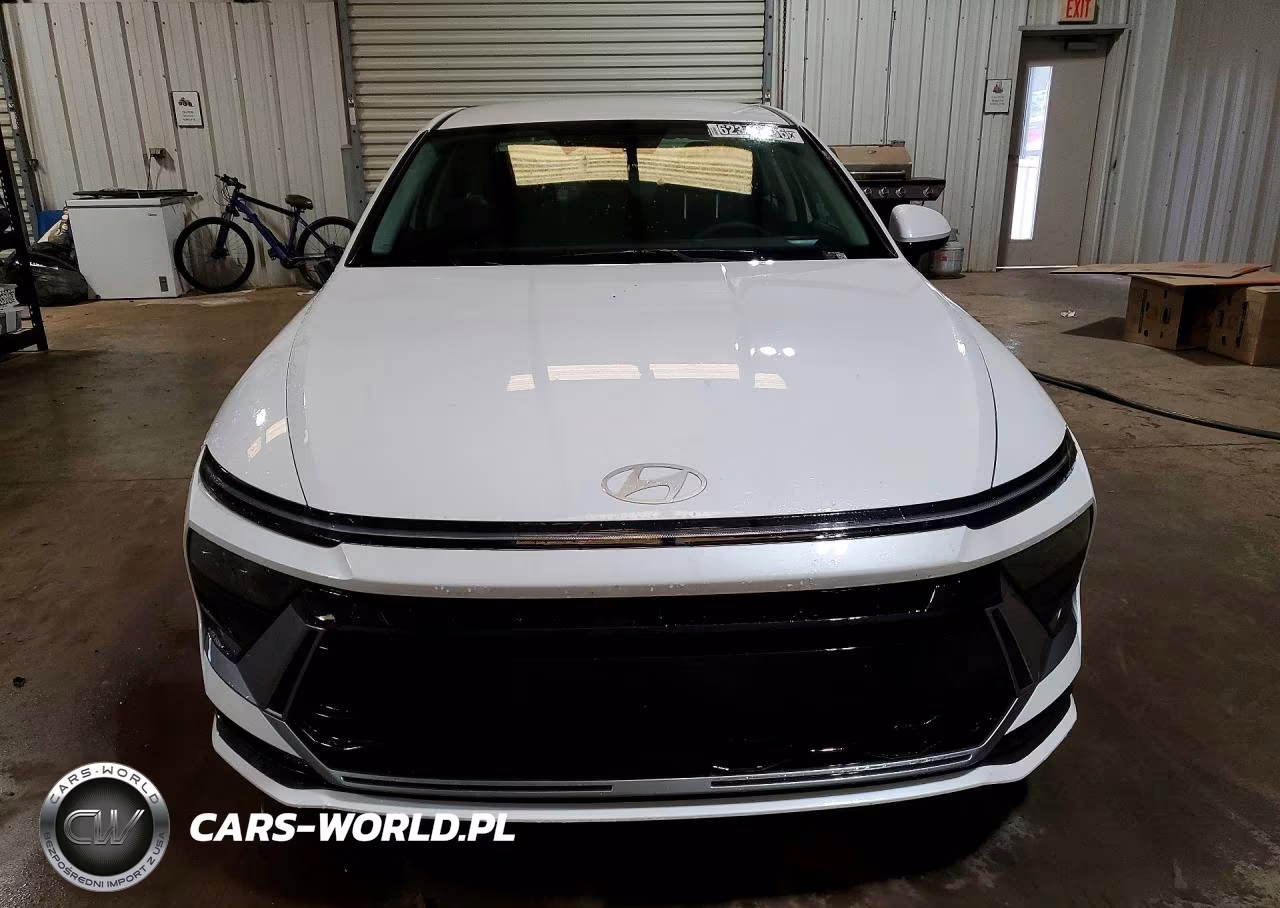 2026 Hyundai Sonata Hybrid Blue VIN:KMHL24JJ6TA160884 - 5
