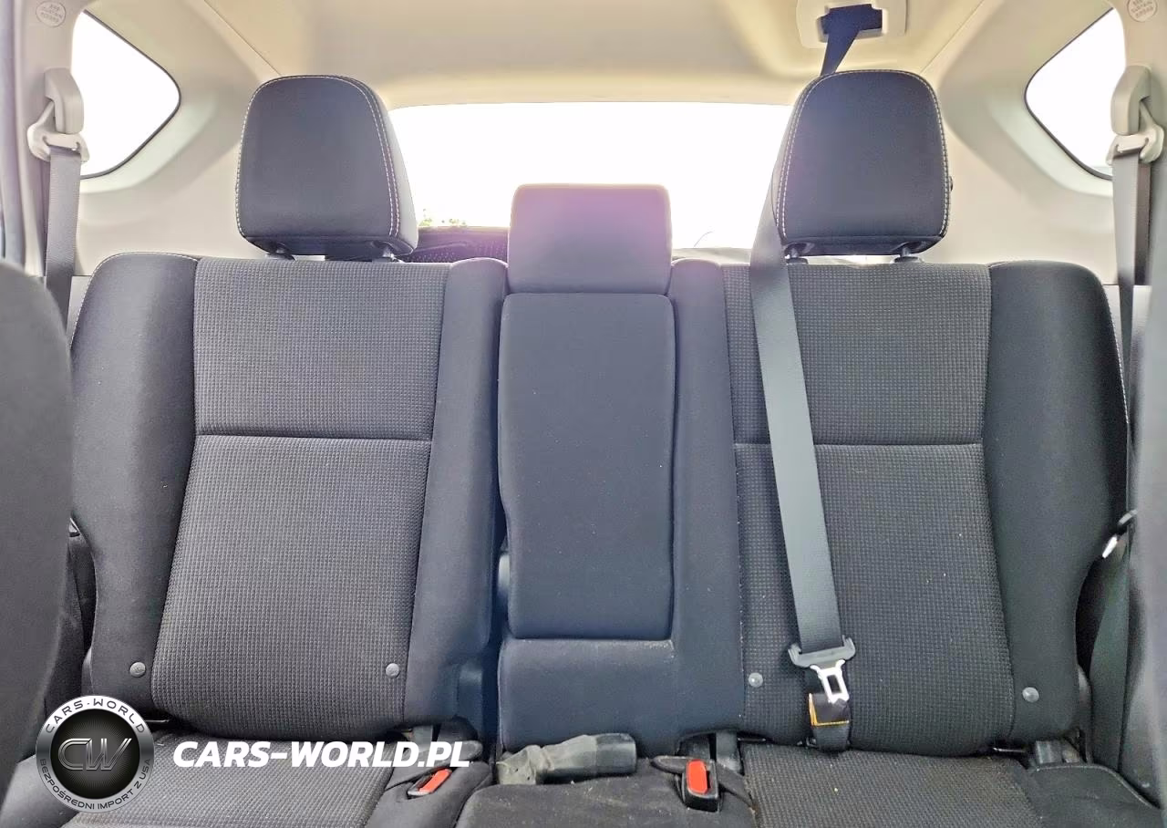 2017 Toyota Rav4 Xle VIN:2T3WFREV7HW374159 - 10