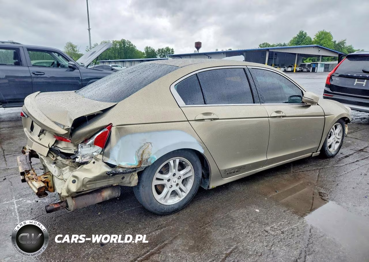 2010 Honda Accord Lxp VIN:1HGCP2F46AA016280 - 3