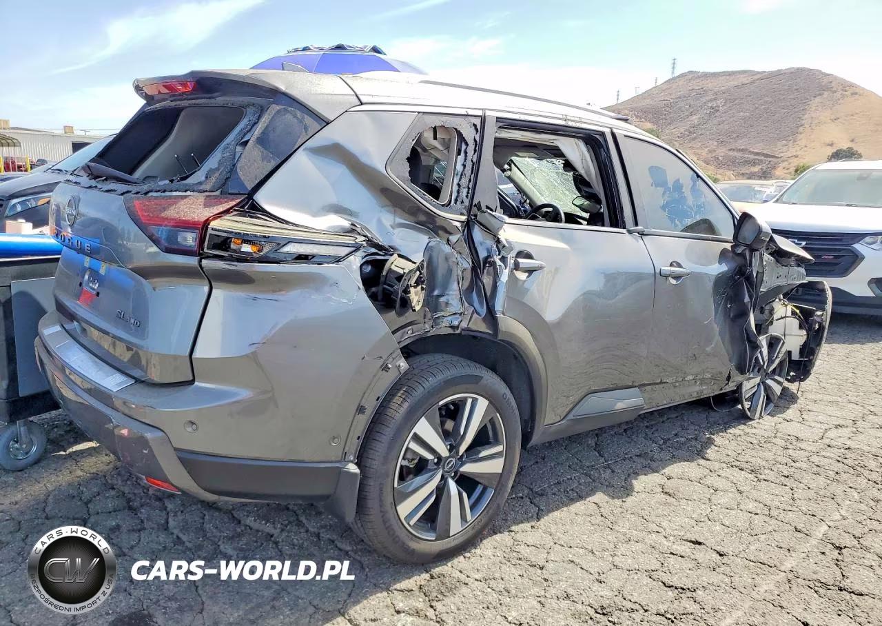 2025 Nissan Rogue Sl VIN:JN8BT3CB4SW141253 - 3