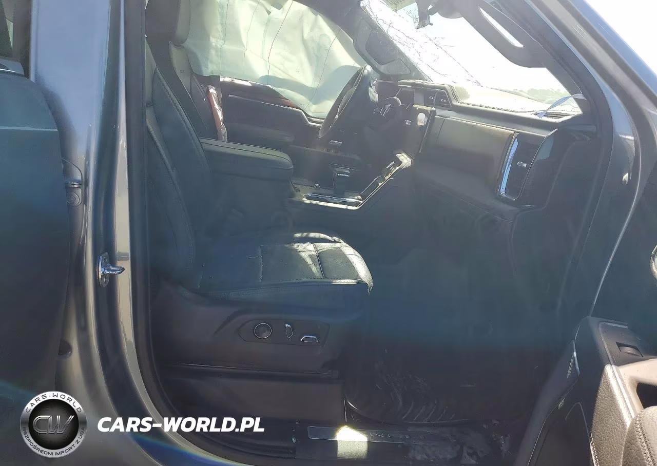 2025 GMC Sierra K1500 Denali VIN:1GTUUGEL9SZ298001 - 7
