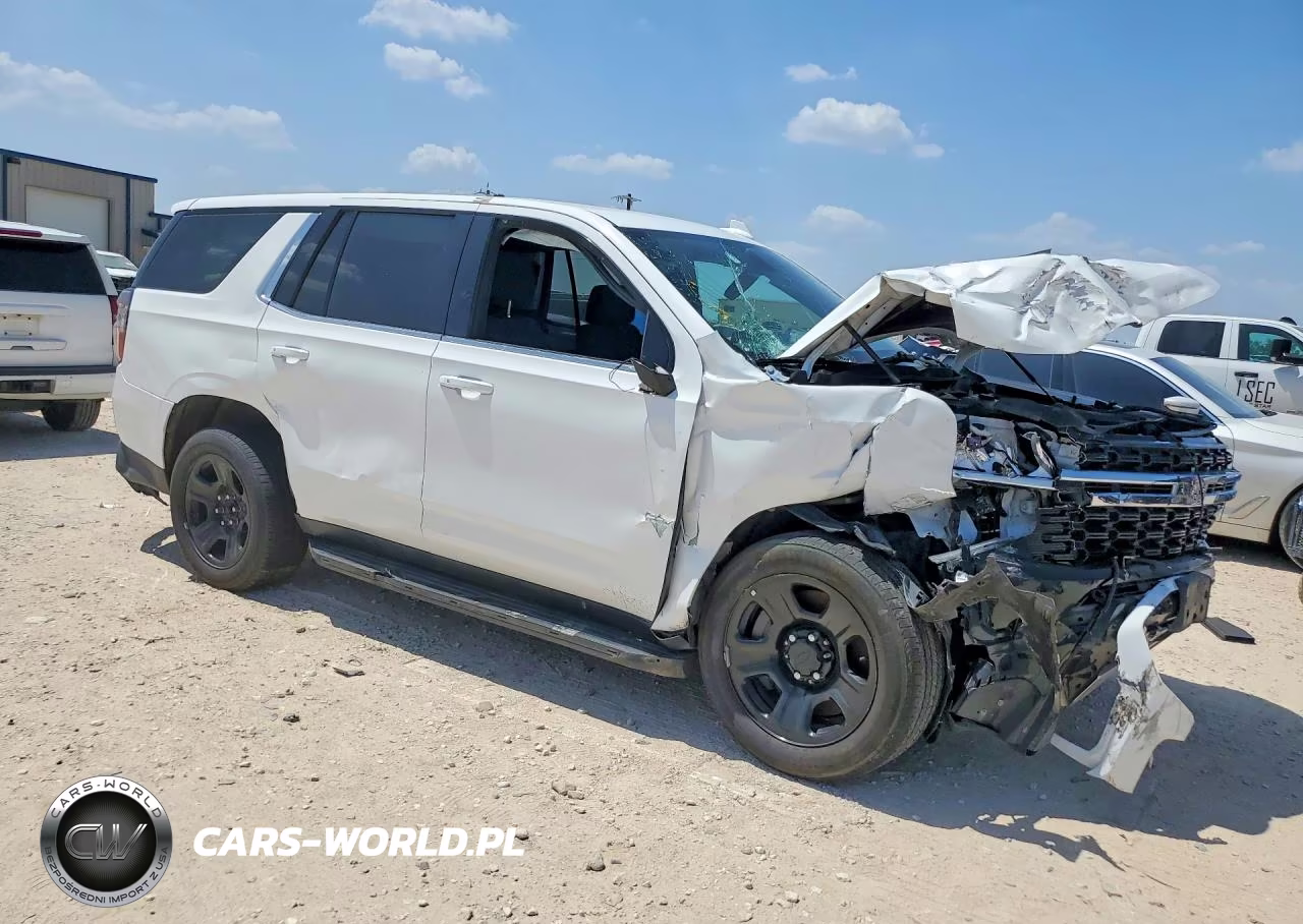2021 Chevrolet Tahoe C1500 VIN:1GBSCLED4MR297423 - 4