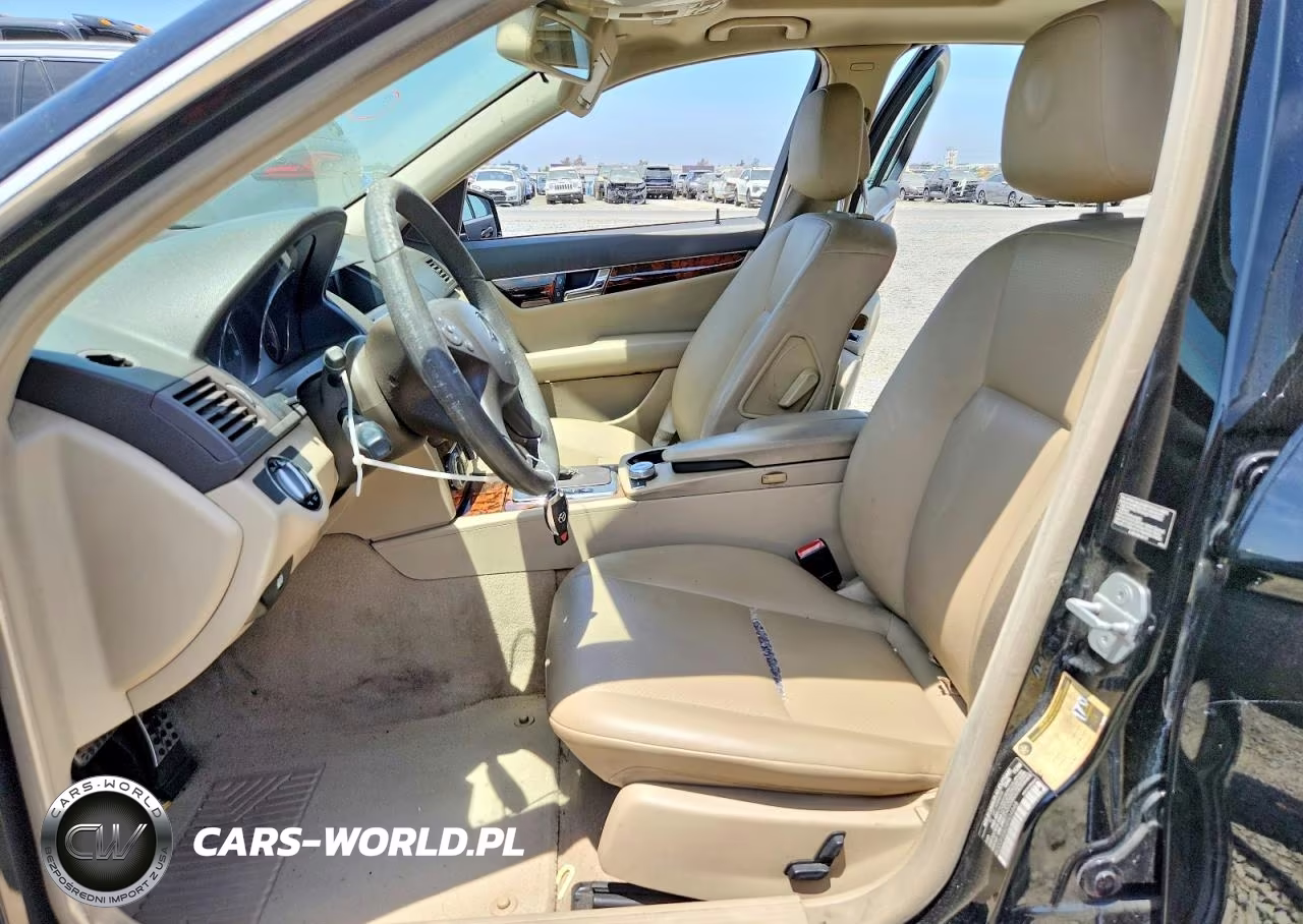 2010 Mercedes-Benz C 300 VIN:WDDGF5EB2AF434848 - 7
