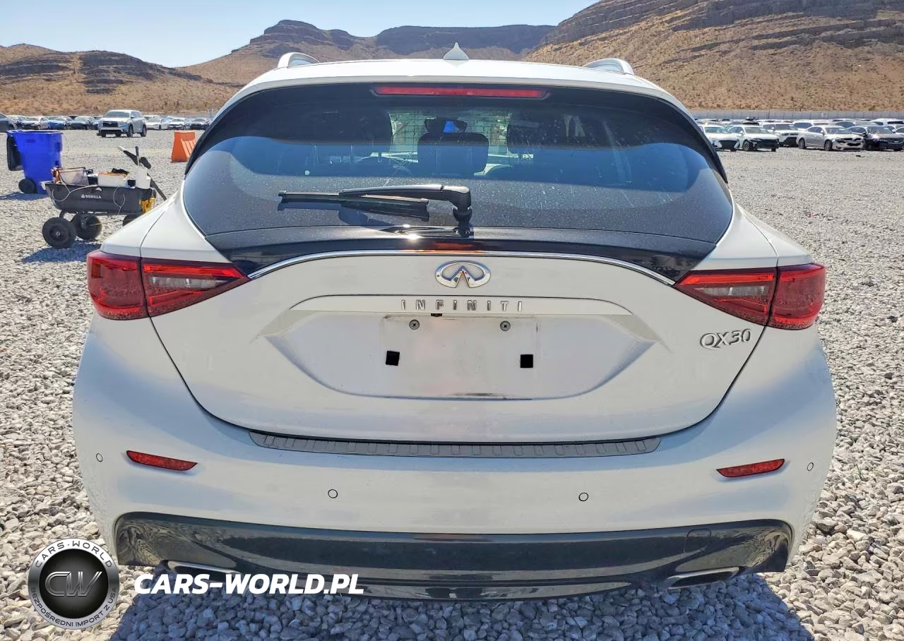 2017 Infiniti Qx30 Premium VIN:SJKCH5CP8HA029034 - 6