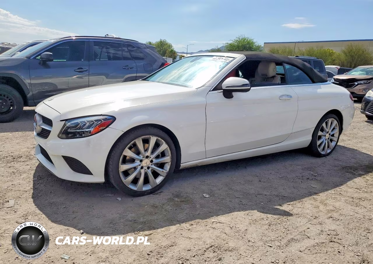 2019 Mercedes-Benz C 300