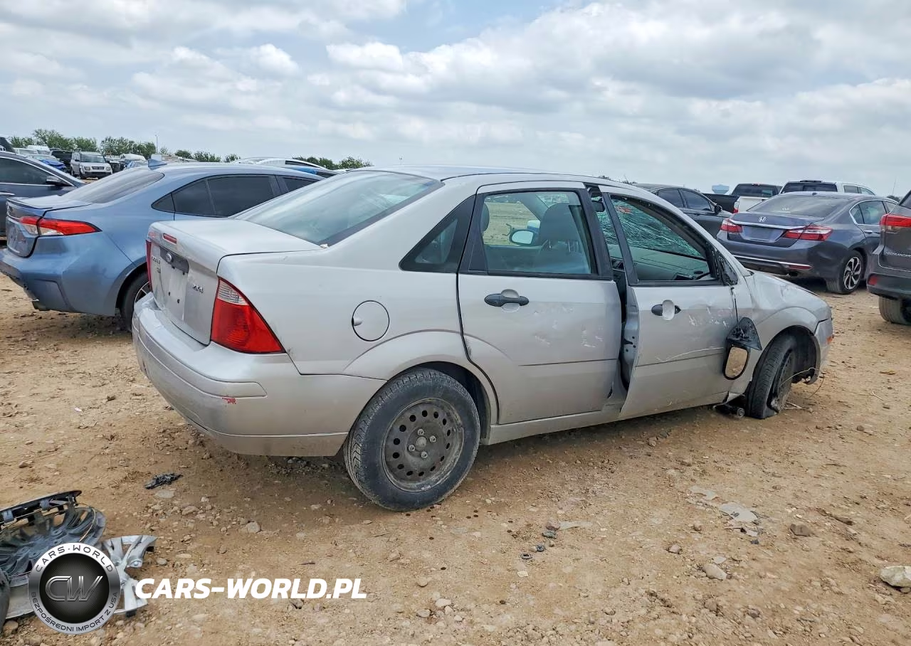 2006 Ford Focus Zx4 VIN:1FAFP34N56W216029 - 3