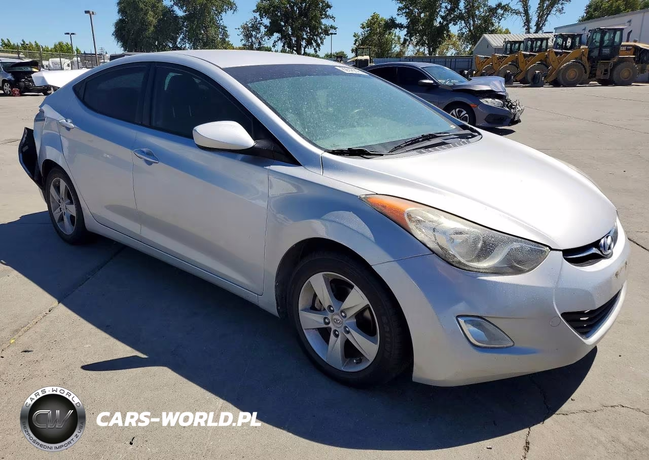 2012 Hyundai Elantra Gls VIN:KMHDH4AE7CU339889 - 4